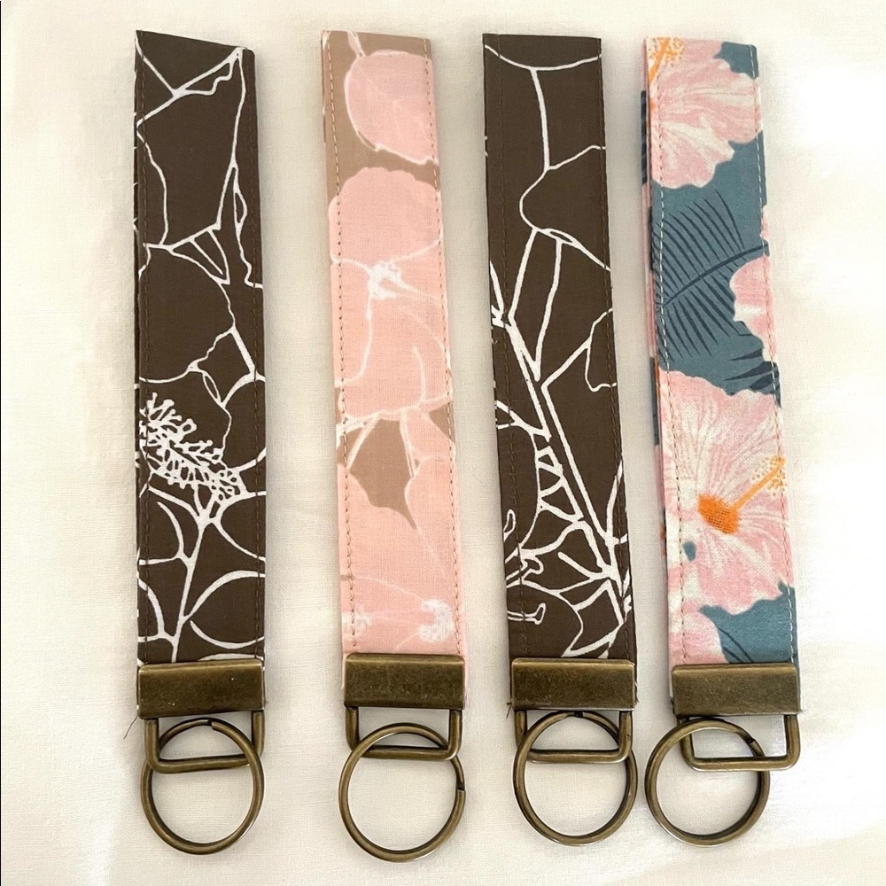 Repurposed Acacia Keychains!!